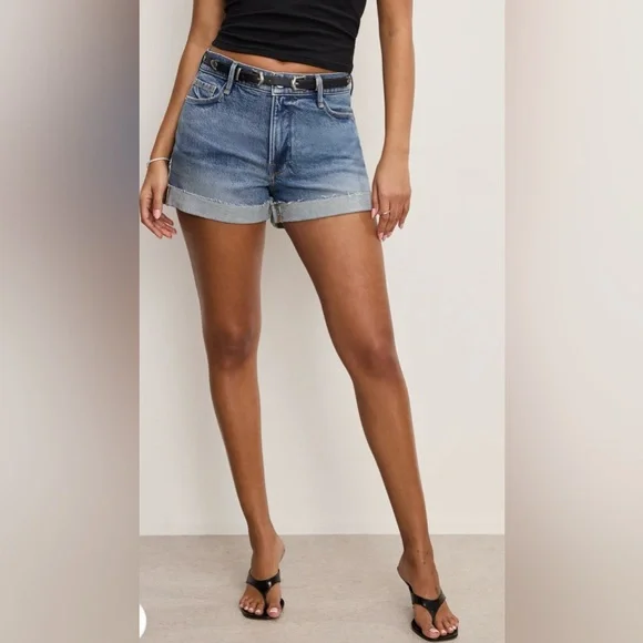Good American Good Girlfriend Jean Shorts with Cuffed Hem Size 16 - Picture 1 of 12